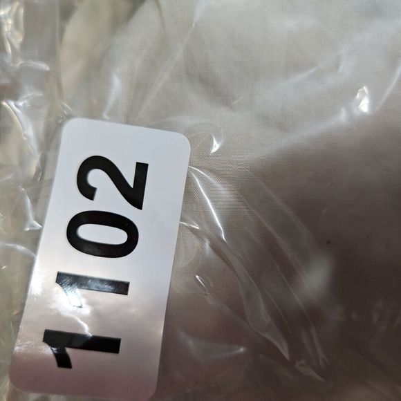 Briggs New York Women's Shorts New sz !2 Cotton Beige 5.5 in inseam - Picture 11 of 11